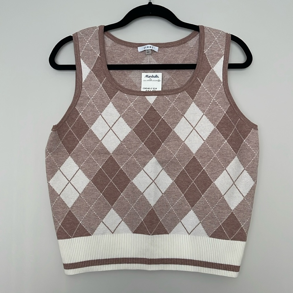 NWT Sioni Argyle Womens Sweater Vest Size L